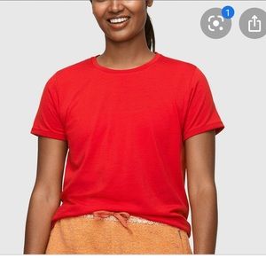 Outdoor voices Merino tee in Goji Berry